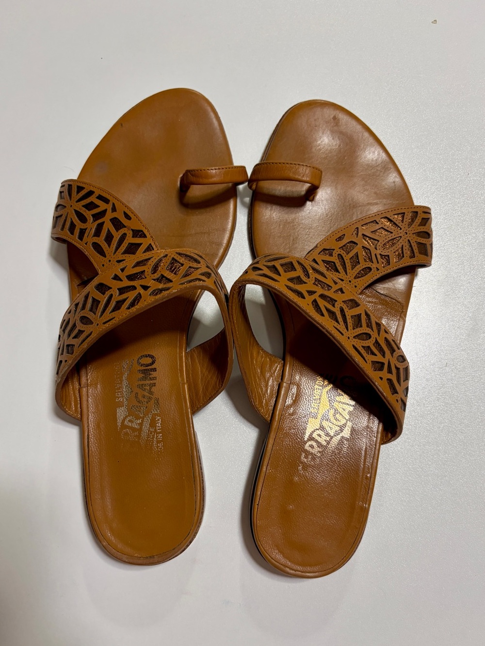 Salvador Ferragamo Leather Women's Toe-Loop Slide Sandals- Made in Italy